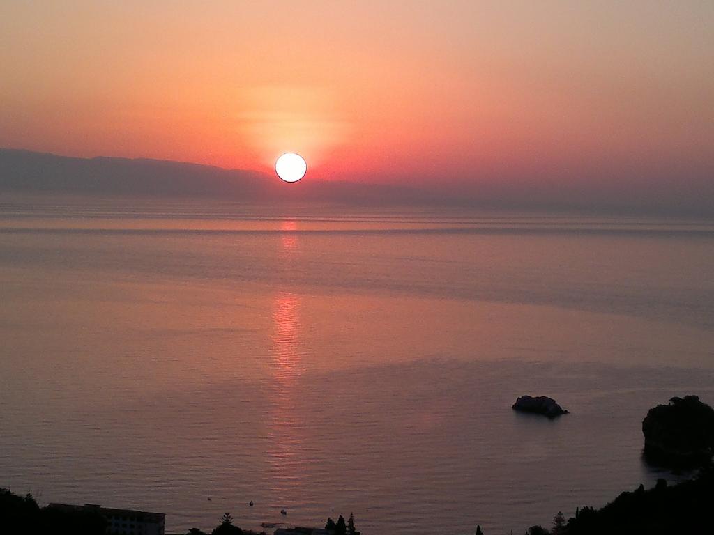 B&B La Terrazza Sul Mare Taormina Eksteriør bilde