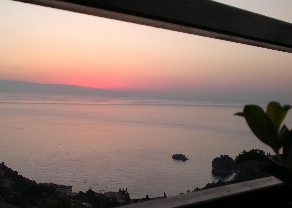 B&B La Terrazza Sul Mare Taormina Eksteriør bilde