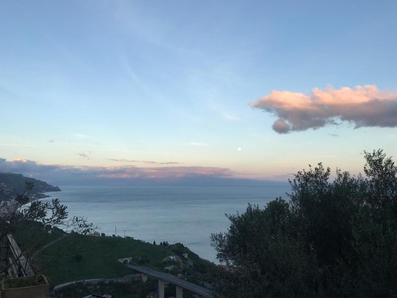 B&B La Terrazza Sul Mare Taormina Eksteriør bilde