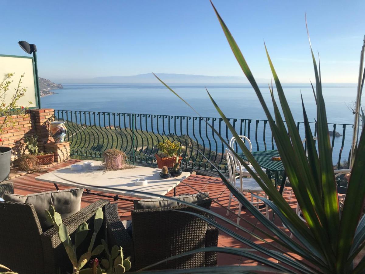 B&B La Terrazza Sul Mare Taormina Eksteriør bilde